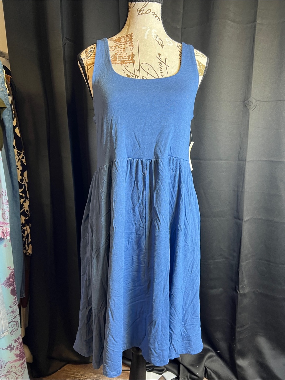 a new day Blue Sleeveless Midi Scoop Dress